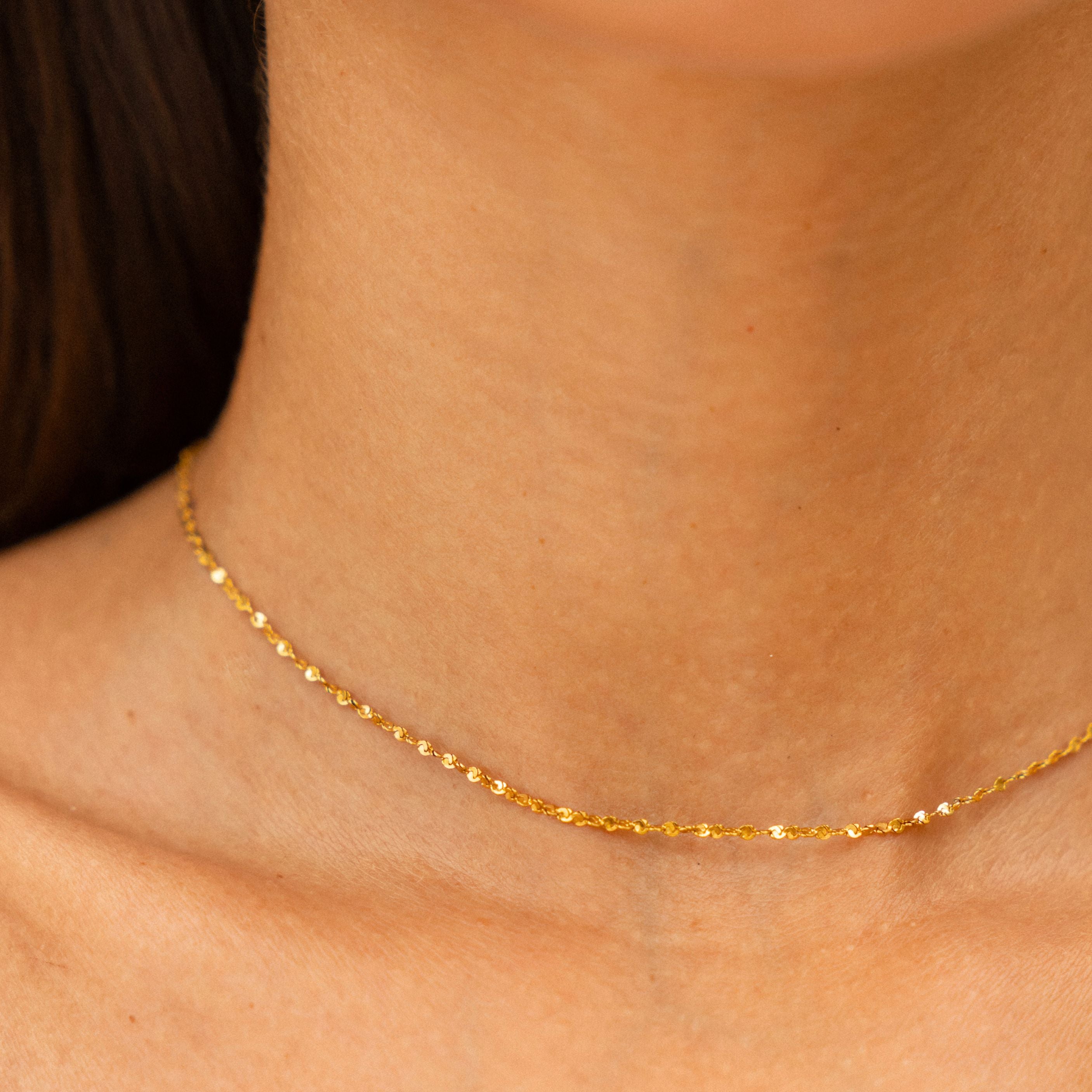 Dainty Twisted Choker