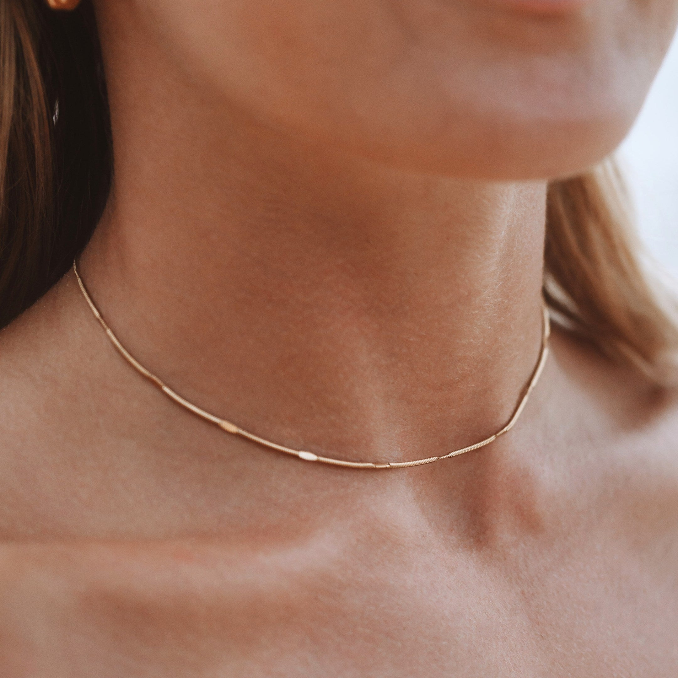 Thin Choker