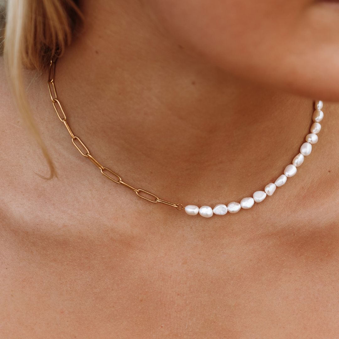 Half Links Half Pearl Choker Necklace